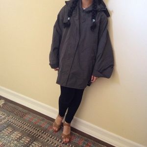 LULULEMON rain poncho